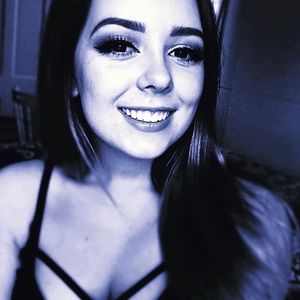 Meet your Posher, Alida